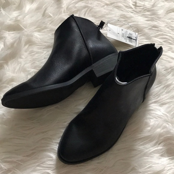 Universal Thread Shoes - Universal Thread Emma Black Booties